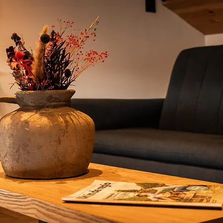 Landgoed Versteegh Nabij Heerlijkheid Mariënwaerdt * Beesd